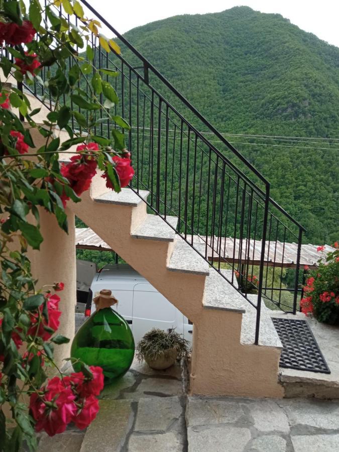 Agriturismo U'Spigu Nonna Annetta Nasino Экстерьер фото